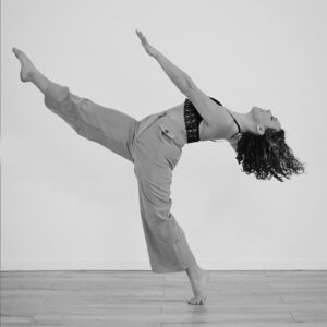 STUDIO DANSE FLEXION - Ecole de Danse à Reims - Chloé BAUDRY